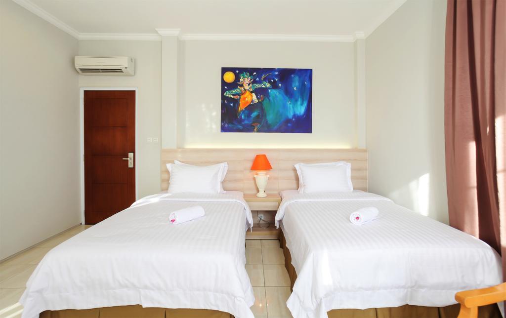 Topaz Residence Jakarta Exterior photo