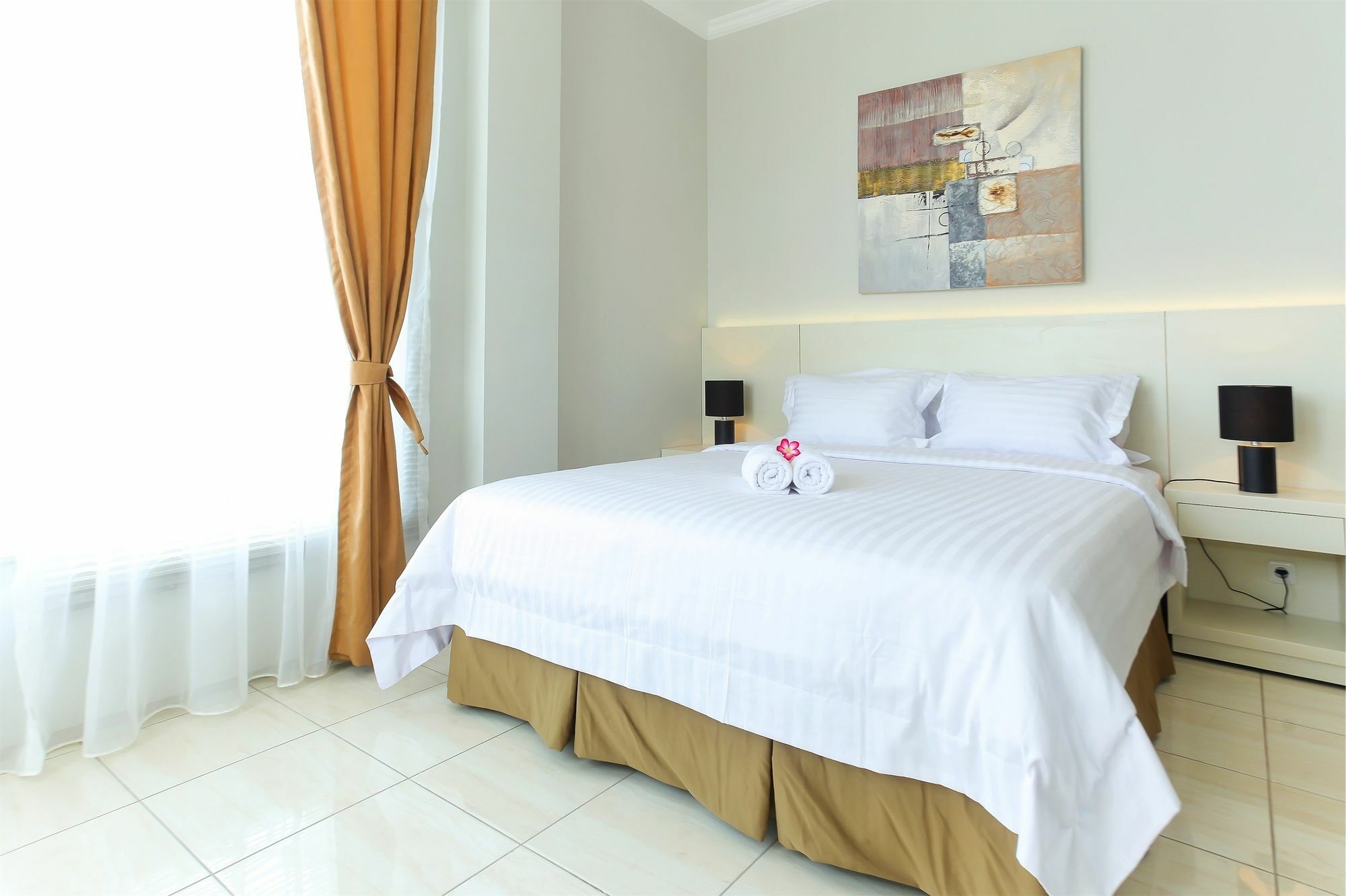 Topaz Residence Jakarta Exterior photo